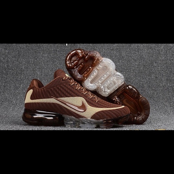 VaporMax - Picture 3 of 3